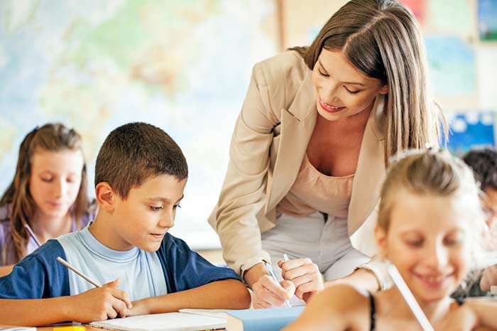 День вчителя в школі