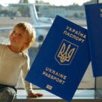 Дитячий закордонний паспорт